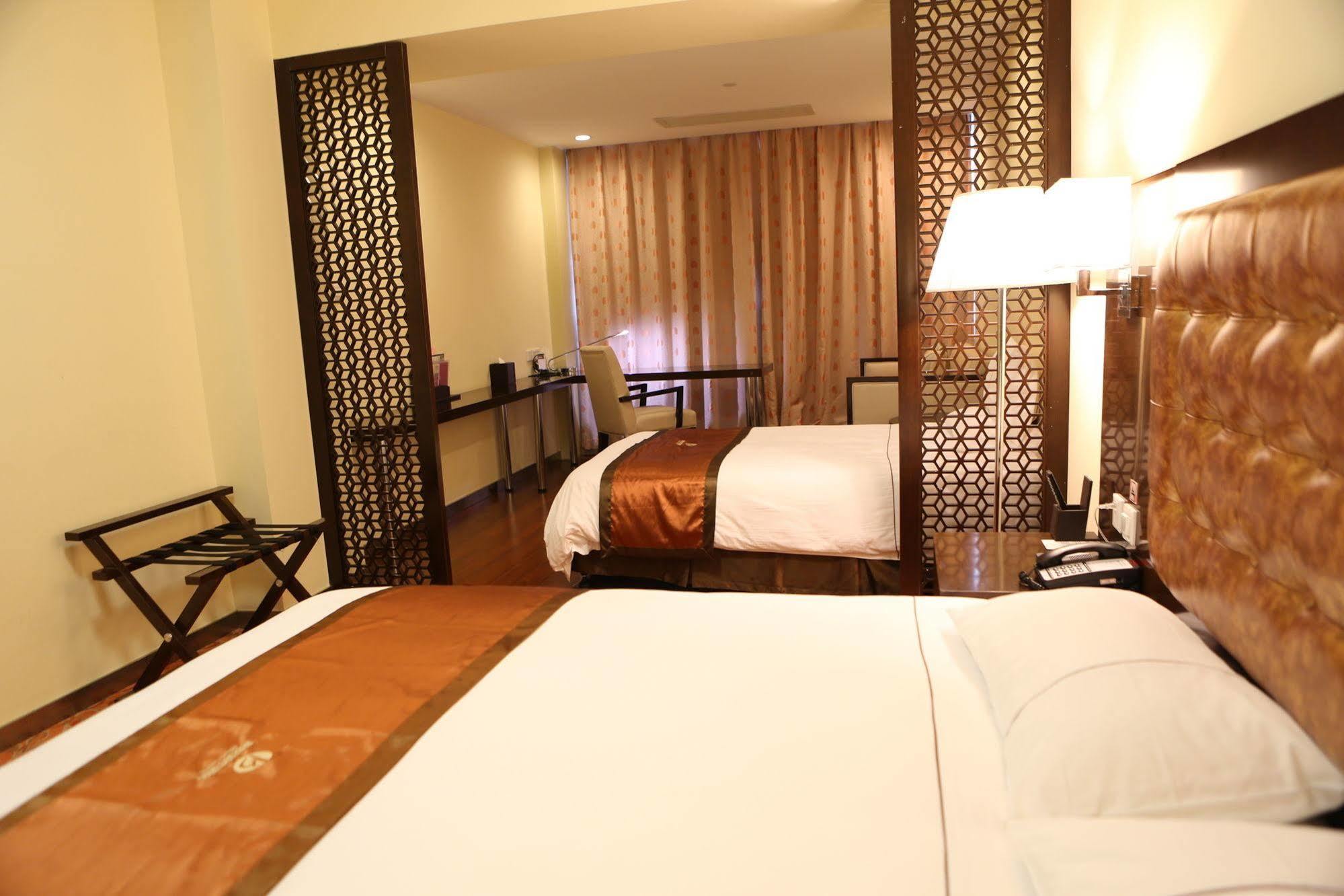 Benjoy Hotel - Jinqiao Branch Shanghai Eksteriør bilde